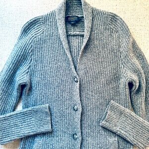 Pendleton grey cardigan  size M. Fits more like an S